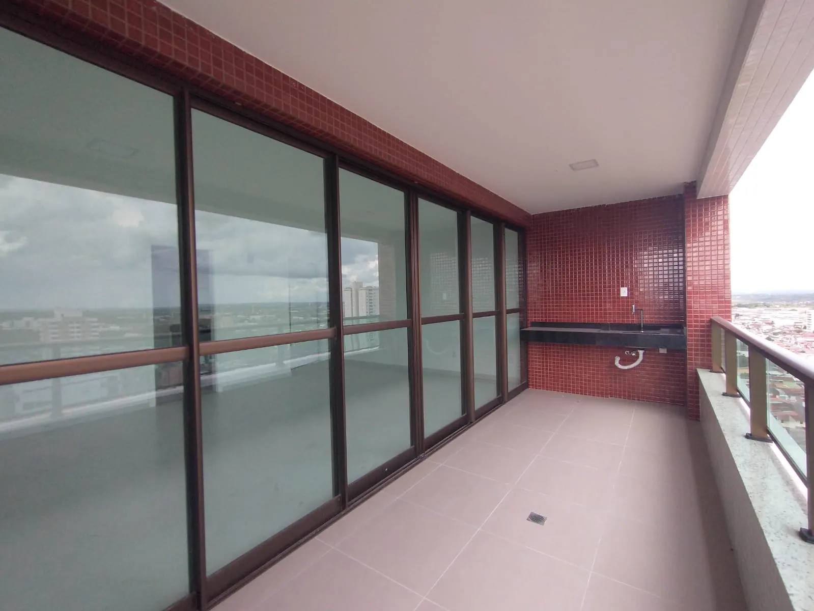 Apartamento em Santa Mônica, foto 10 de 14