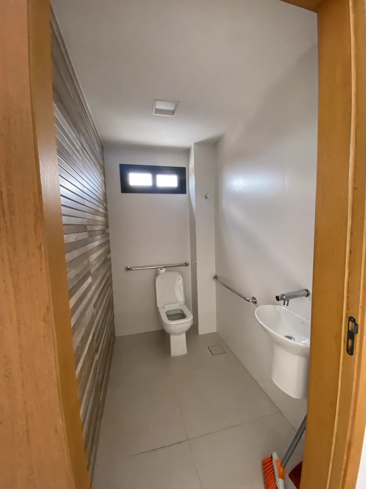 Sala comercial em Getúlio Vargas, foto 14 de 17